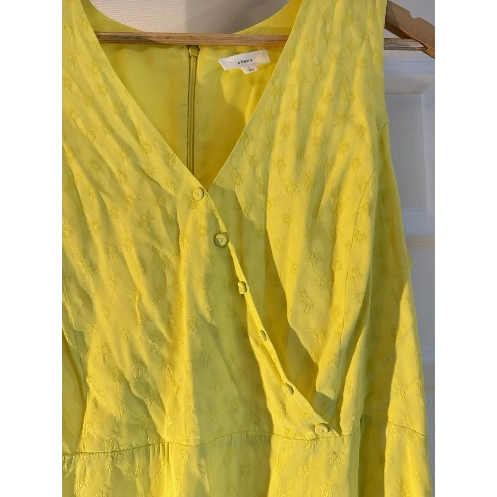 A Loves A Dress Womens Large Yellow Floral Jacquard Ruffle Hem Sleeveless V-Neck